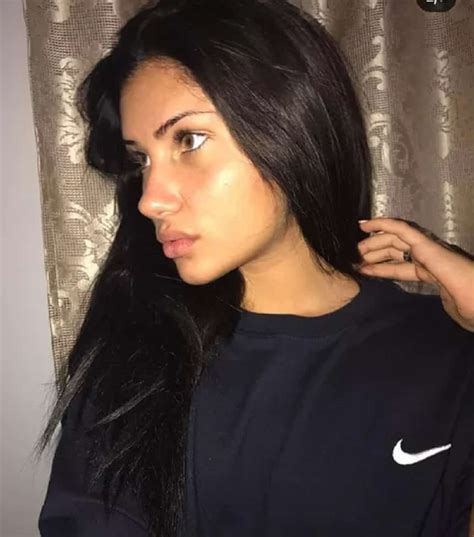 bia khalifa instagram